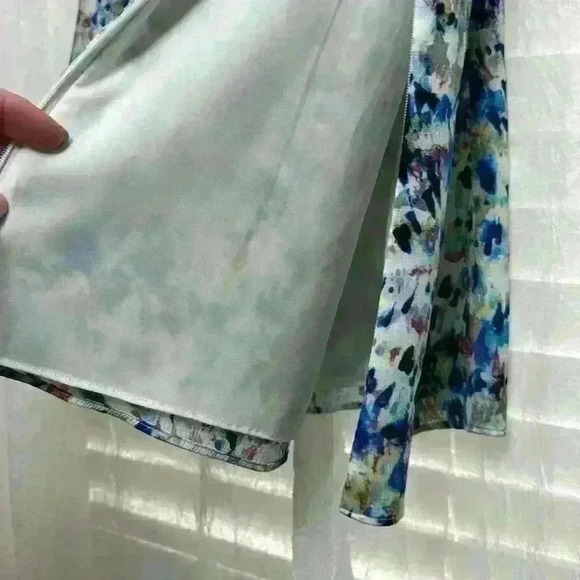 Ann Taylor Sz 6 Fully Lined Sleeveless blouse Side Zip Item# 8S - Picture 5 of 8